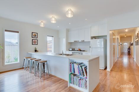 Property photo of 3 Central Park Court Ballan VIC 3342