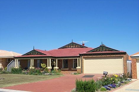 20 Combewood Loop, Carramar, WA 6031