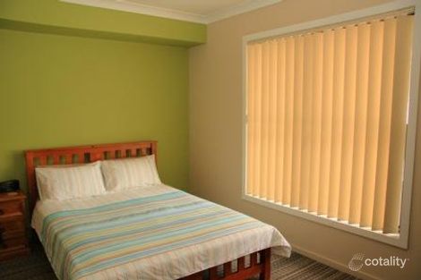 Property photo of 8 Eino Place Eleebana NSW 2282