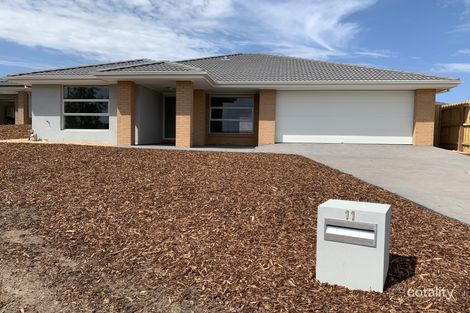 11 Hart Cres, Brookfield, VIC 3338
