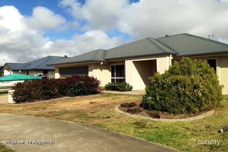 Property photo of 68 Whitehaven Drive Blacks Beach QLD 4740