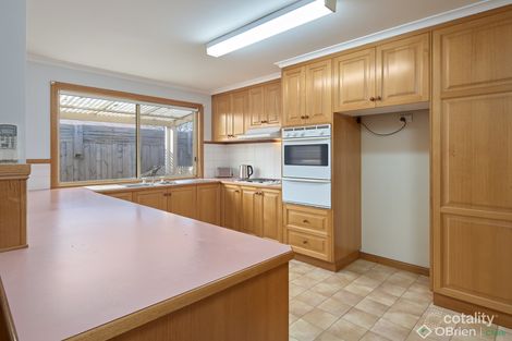 Property photo of 12 Castlefield Court Warragul VIC 3820