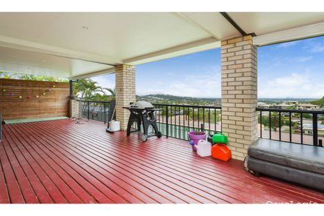 Property photo of 16 Wunburra Circle Pacific Pines QLD 4211