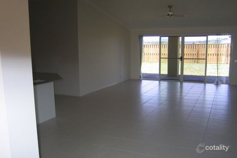 Property photo of 68 Whitehaven Drive Blacks Beach QLD 4740