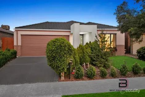 10 Sutton Rise, Cranbourne North, VIC 3977