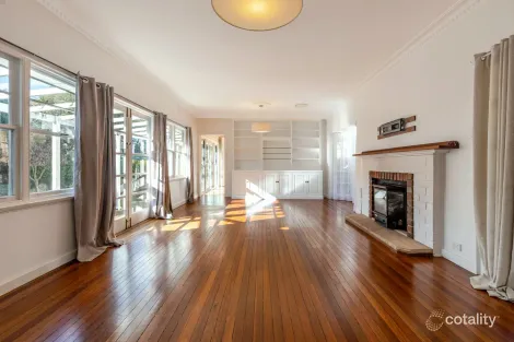 Property photo of 7 Burfitt Parade Glenbrook NSW 2773