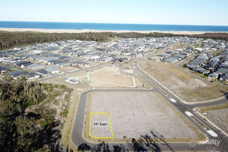 Property photo of 13 Windsurf Circuit Fern Bay NSW 2295