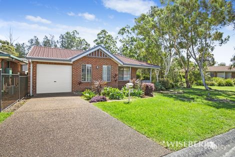 16 Newton Pl, Blue Haven, NSW 2262