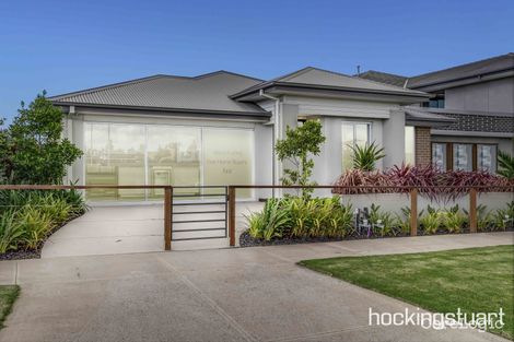 Property photo of 24 Barham Way Wollert VIC 3750