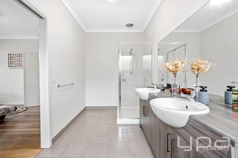 Property photo of 11 Festival Drive Point Cook VIC 3030