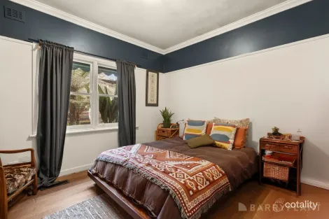 Property photo of 6 Stringybark Road Cockatoo VIC 3781