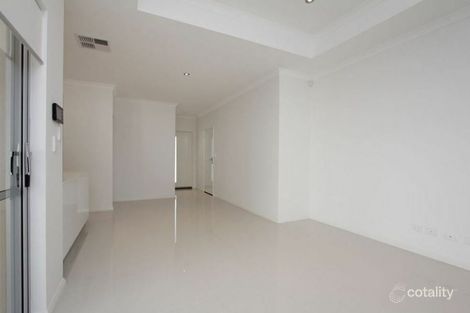 Property photo of 5B Tuckfield Way Nollamara WA 6061