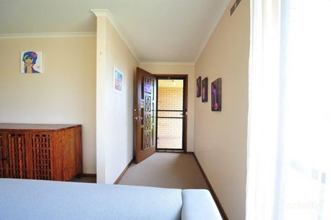Property photo of 1/63 Melrose Drive West Wodonga VIC 3690