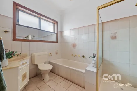 Property photo of 72 Gowrie Street Glenroy VIC 3046