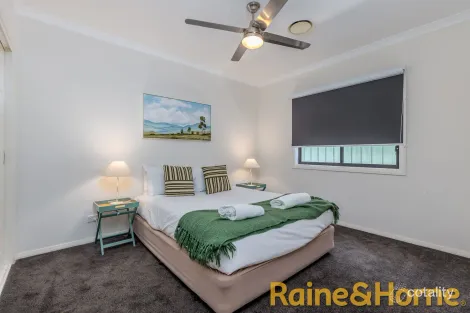 Property photo of 77 Lakeside Circuit Dubbo NSW 2830