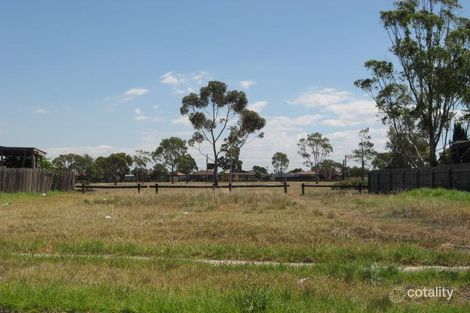 19 Woodland Dr, Albanvale, VIC 3021