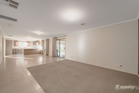 Property photo of 22 Bohemia Crescent Pakenham VIC 3810