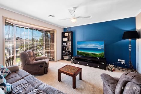 Property photo of 6 Lowther Court Cranbourne North VIC 3977