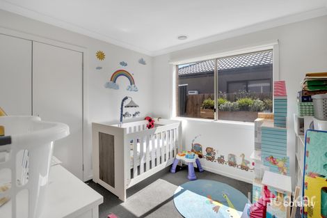 Property photo of 17 Leon Drive Weir Views VIC 3338