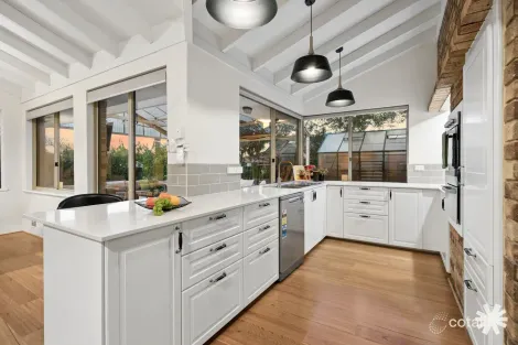 Property photo of 5 Le Souef Drive Kardinya WA 6163