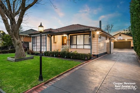 6 Fulton Cres, Burwood, VIC 3125