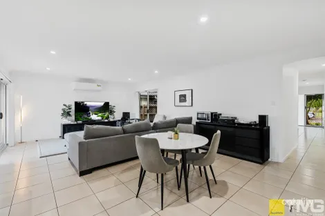 Property photo of 23 Fairbourne Terrace Pimpama QLD 4209