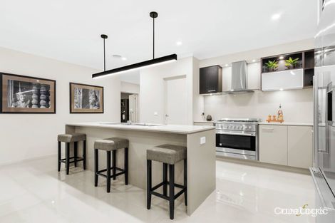 Property photo of 11 Tangelo Grove Mernda VIC 3754