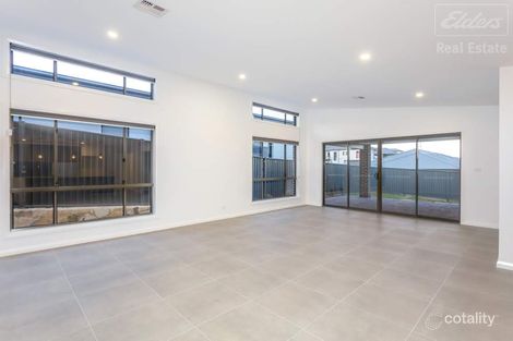 Property photo of 31 Percival Road Googong NSW 2620