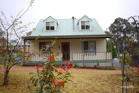 9 Charles St, Hill Top, NSW 2575