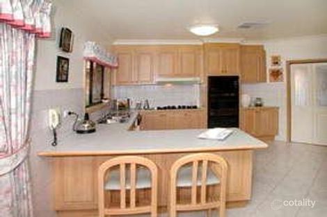 Property photo of 100 Burrowye Crescent Keilor VIC 3036