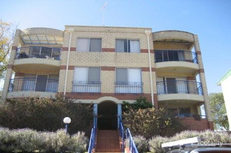 3/27 King George St, Victoria Park, WA 6100