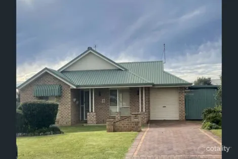 27 Gouldson Dr, Kearneys Spring, QLD 4350