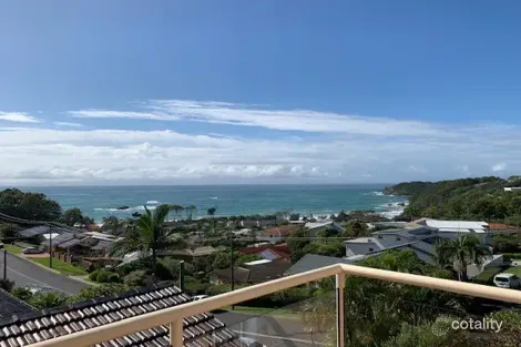 2/17 Korora Bay Dr, Korora, NSW 2450