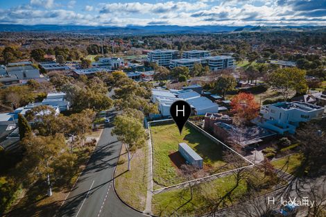 16 Fergusson Cres, Deakin, ACT 2600