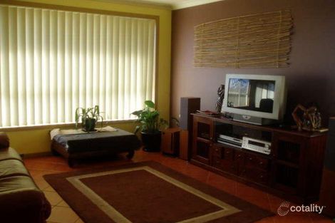 Property photo of 83 Hassan Street Lake Heights NSW 2502