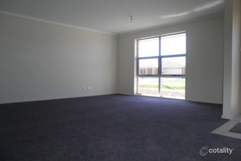 Property photo of 18 Anna Morgan Circuit Bonner ACT 2914