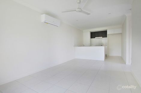 Property photo of 2/46 Annabelle Way Gleneagle QLD 4285