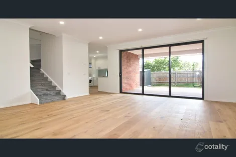 2/28 Madeleine Rd, Clayton, VIC 3168