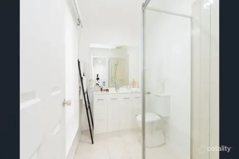 Property photo of 6 Janna Place Berwick VIC 3806