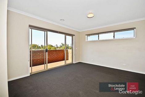 Property photo of 30 Silverstone Circuit Wollert VIC 3750