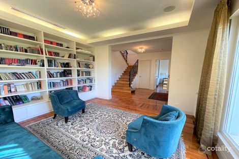 Property photo of 27 Gardenia Road Balwyn North VIC 3104