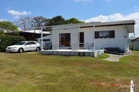 Property photo of 91 Central Street Labrador QLD 4215