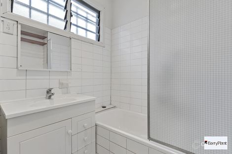 Property photo of 22 Buckley Street Carnegie VIC 3163