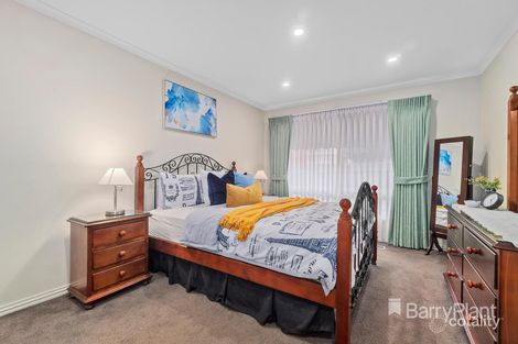 Property photo of 28 Wagstaff Drive Mill Park VIC 3082