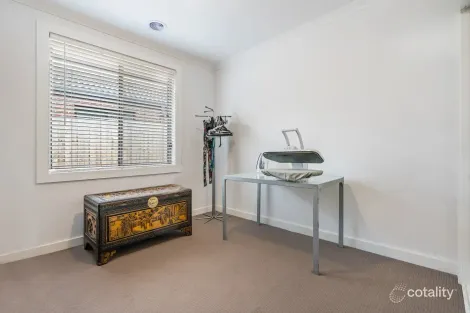 Property photo of 40 Borrowdale Road Harkness VIC 3337