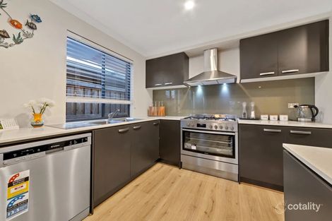 Property photo of 4 Elsey Way Clyde North VIC 3978