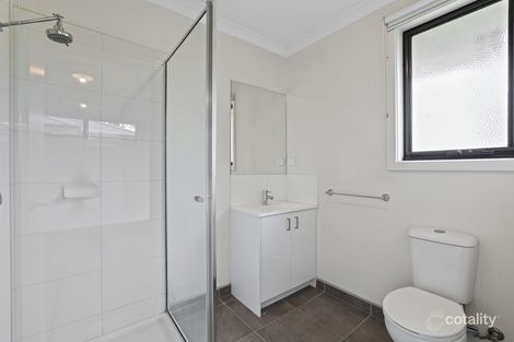 Property photo of 11 Allure Place Bunyip VIC 3815