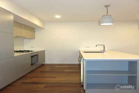 Property photo of 36 Sharp Circuit Mill Park VIC 3082