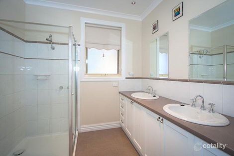 Property photo of 12 Pontvale Close Gisborne VIC 3437