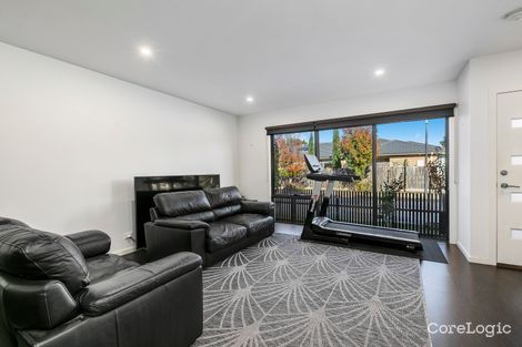 Property photo of 38 Paradise Parade Point Cook VIC 3030